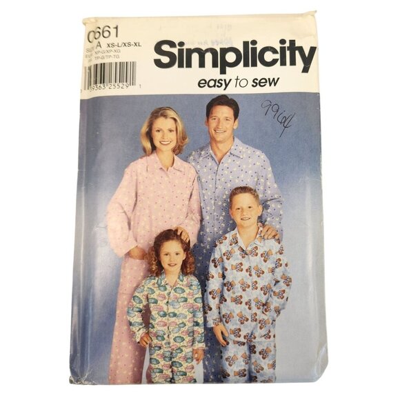 Simplicity & McCalls Sewing Pattern Lot Pajamas Robes Family Sleepwear Easy To S - Picture 3 of 13
